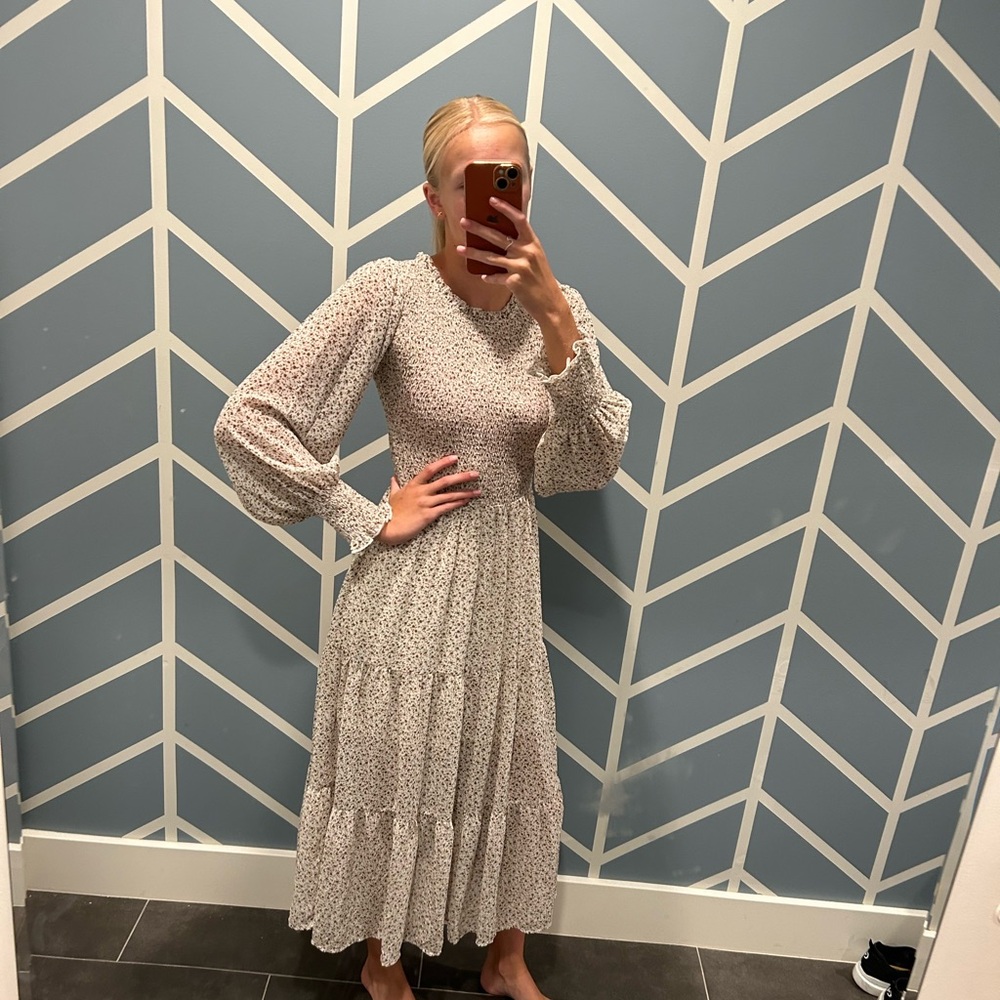 Women’s In the beginning los angeles long small floral dress